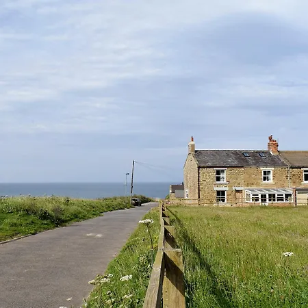 Holiday home Sea Breeze *